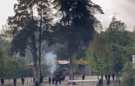 Manifestaciones frente a la Universidad Nacional, este 3 de octubre.