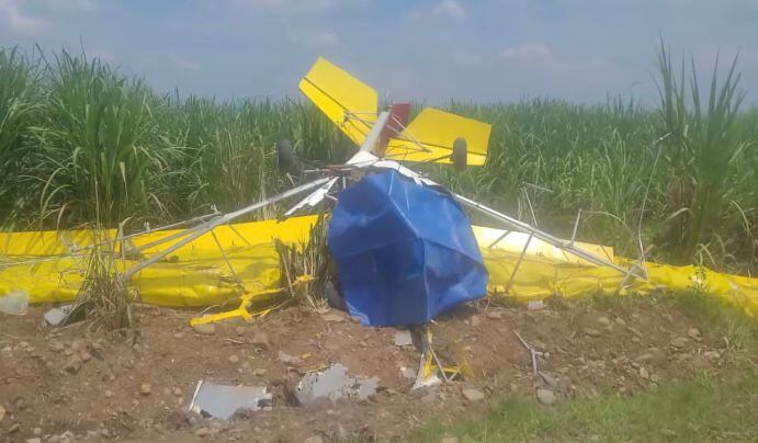El piloto de la avioneta falleció en el accidente.