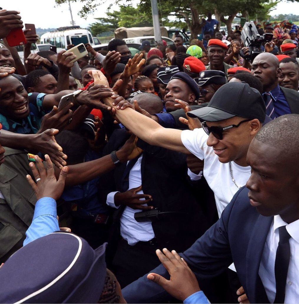Kylian Mbappé pasa estos días en Camerún