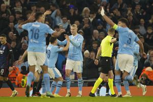 Manchester City's Erling Haaland, center, celebrates with his teammates after he scored his side's third goal during a Champions League round of sixteen second leg soccer match between Manchester City and Copenhagen, at the Etihad Stadium in Manchester, England, Wednesday, March 6, 2024. (AP Photo/Dave Thompson)