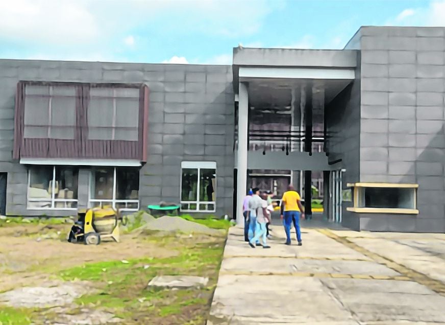 La construcción del Centro Náutico Pesquero, en Btura, tiene el acompañamiento de la Contraloría.