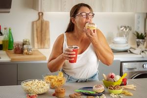 Reconocer y abordar los síntomas del exceso de azúcar es fundamental para mantener una buena salud a largo plazo.