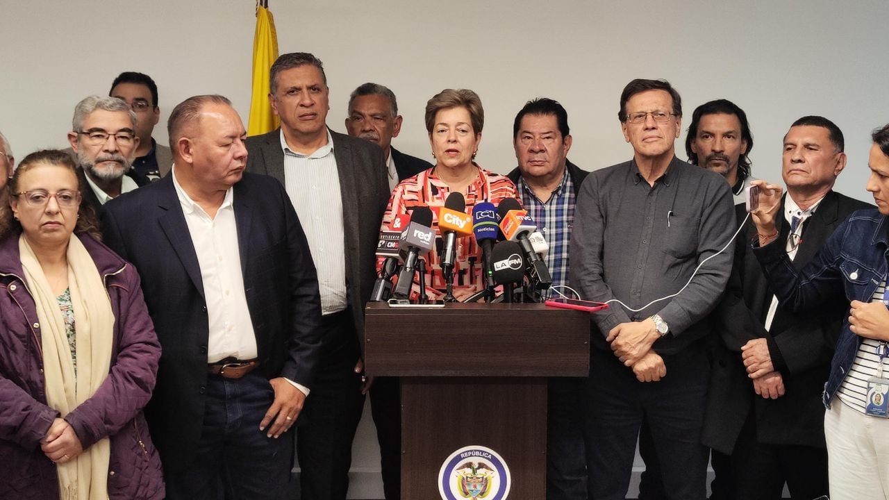 La ministra de Trabajo, Gloria Inés Ramírez, ha liderado las negociaciones para el incremento del salario mínimo para 2024.