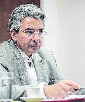 Enrique Gómez, candidato presidencial de Salvación Nacional.