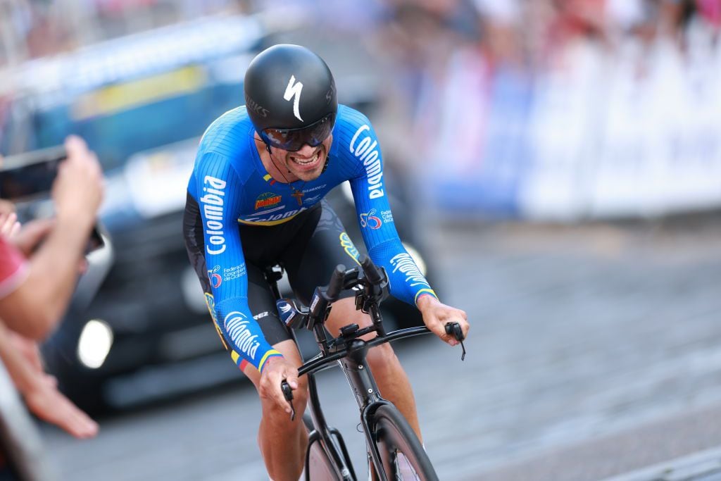 STIRLING, SCOTLAND - AUGUST 11: Colombia's Walter Vargas during the UCI Cycling World Championships Men's Elite Individual Time Trial at Castle Wynd, on August 11, 2023, in Stirling, Scotland. (Photo by Ewan Bootman/SNS Group via Getty Images)