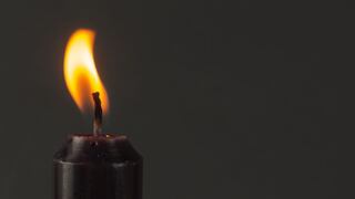 Cuál es el significado de las velas negras?