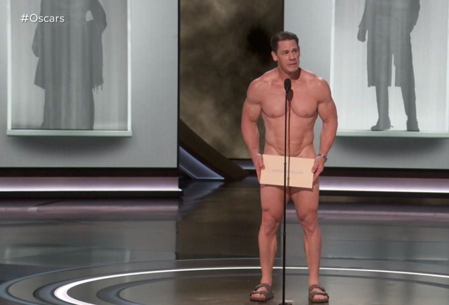 Jhon Cena, sale a la entrega del Óscar a Mejor vestuario y sin vestuario.
