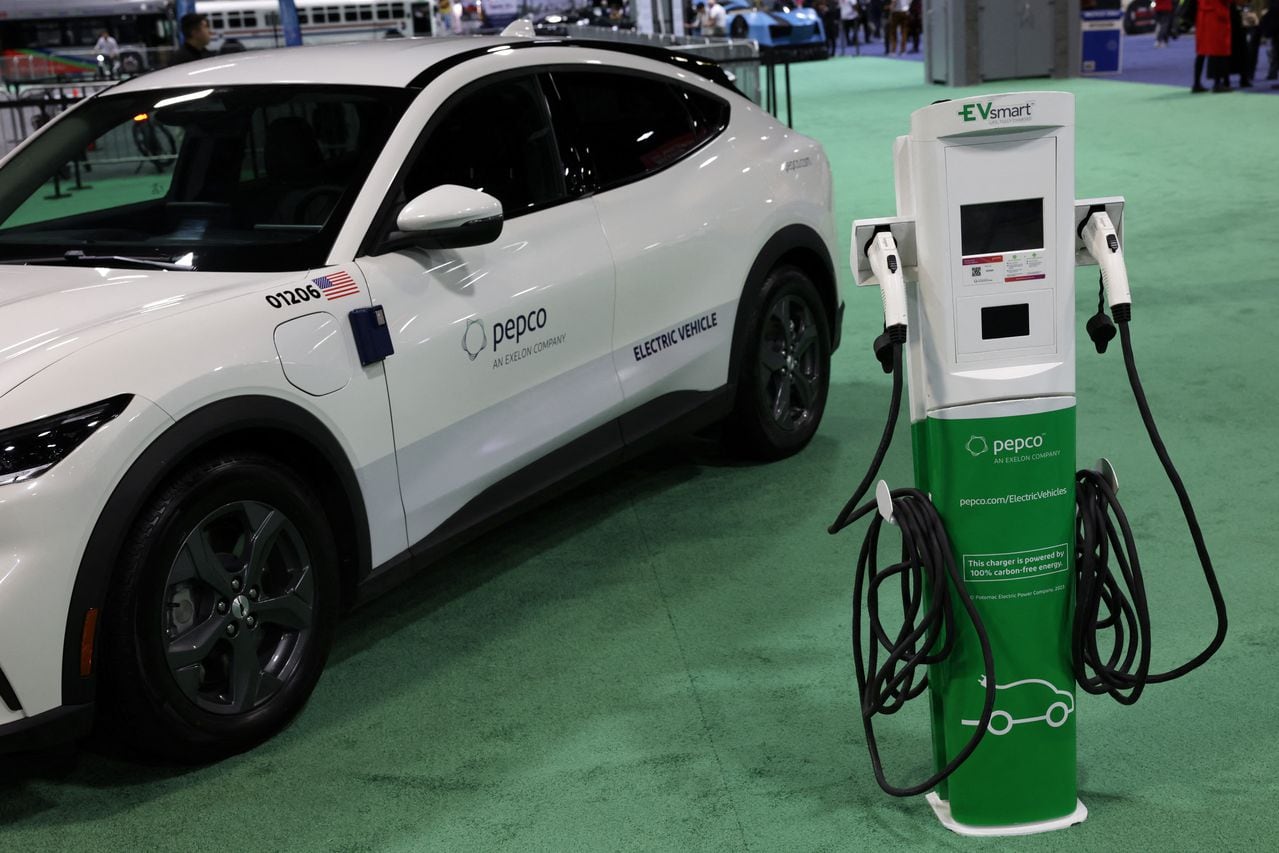 Se espera que en 2023 los carros eléctricos sean el 40% de los vehículos comercializados en China.