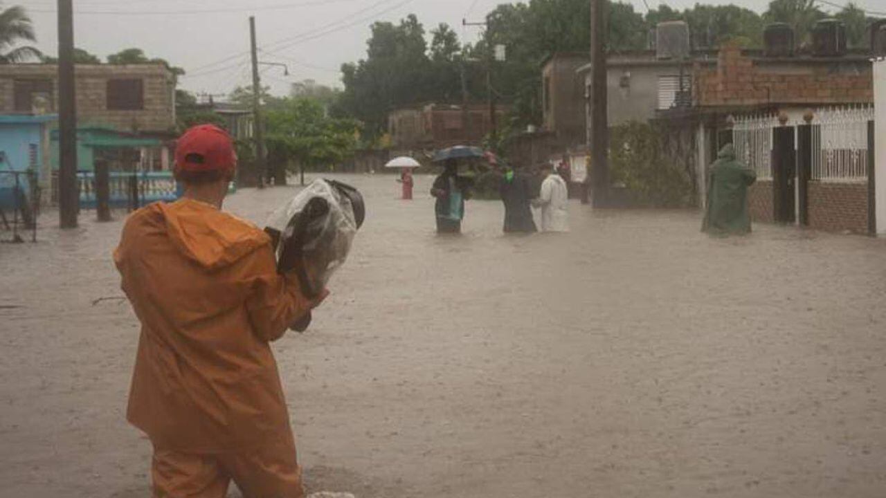 Debido a las lluvias se han generado millonarios daños en la infraestructura de Cuba.