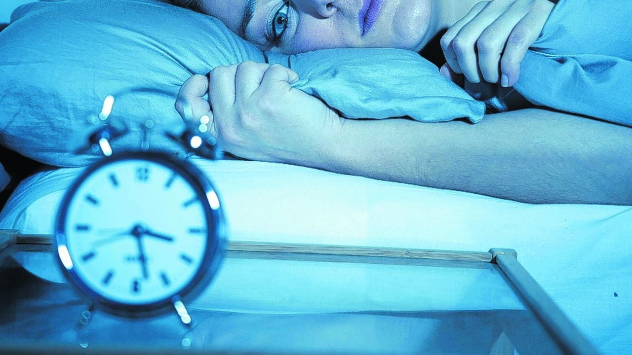 Muchas personas saben que deben dormir para sobrevivir y para garantizar su bienestar, pero no tienen información de por qué la falta de sueño impacta en su salud.
