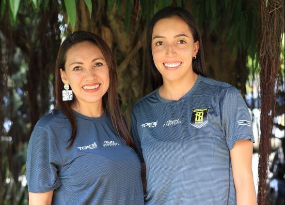 Yenni Carolina Zambrano (izq,) y Laura Hernández hacen parte de Internacional FC de Palmira.