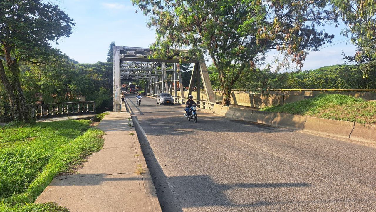 Puente Simón Bolívar