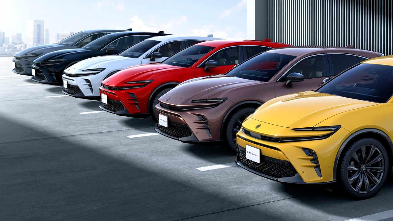 Imagen de la Toyota Crown Sport. (tomada de la página oficial de Toyota)