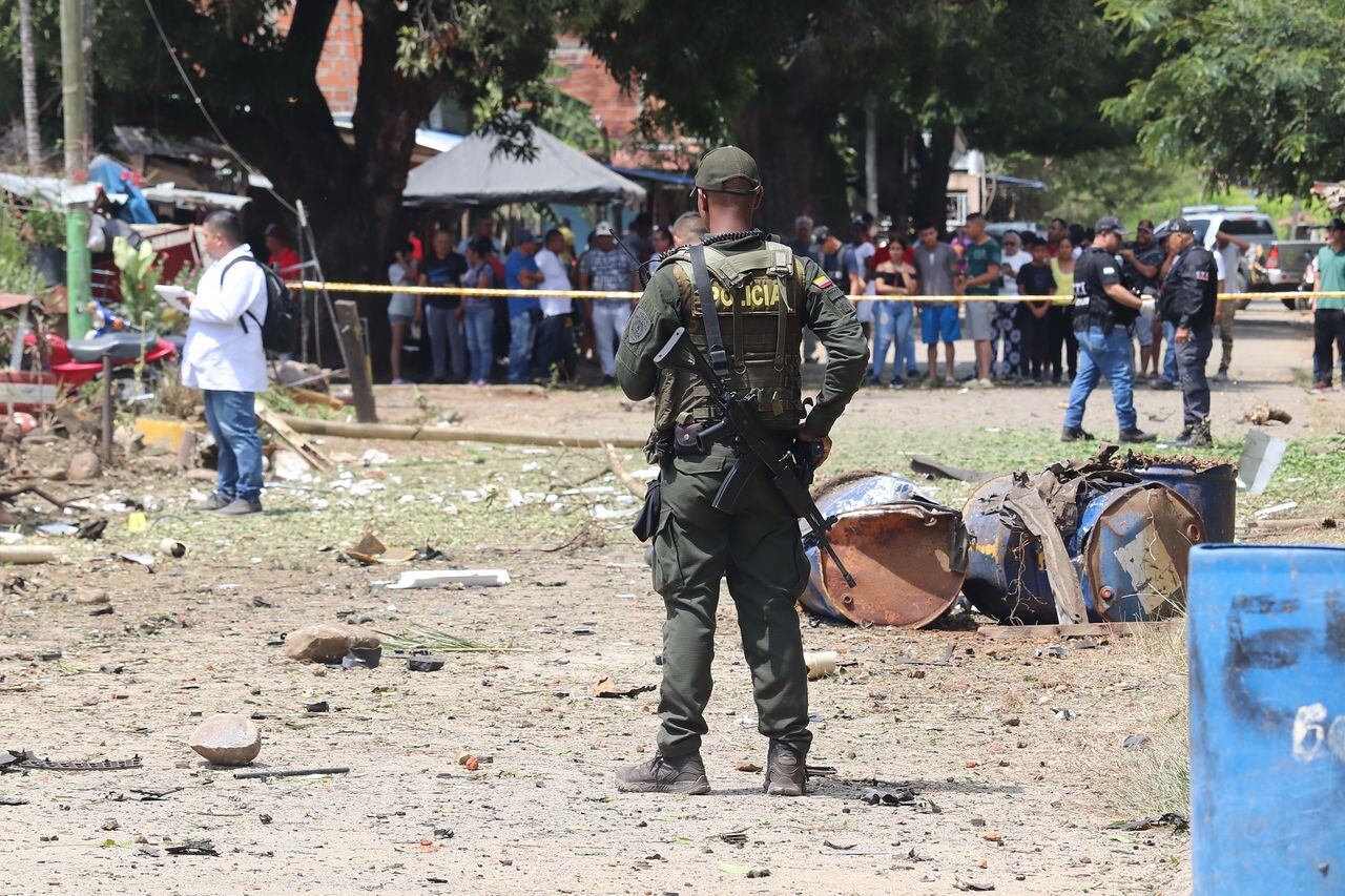 Atentado terrorista con carrobomba en Potrerito corregimiento de Jamundí Valle del Cauca