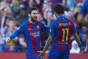 Lionel Messi hizo dos goles y Neymar uno en la victoria del Barcelona sobre el Villarreal.