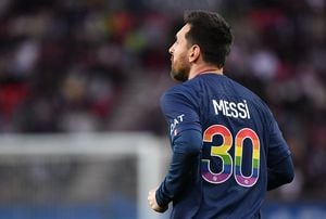 Lionel Messi durante un partido con el PSG.