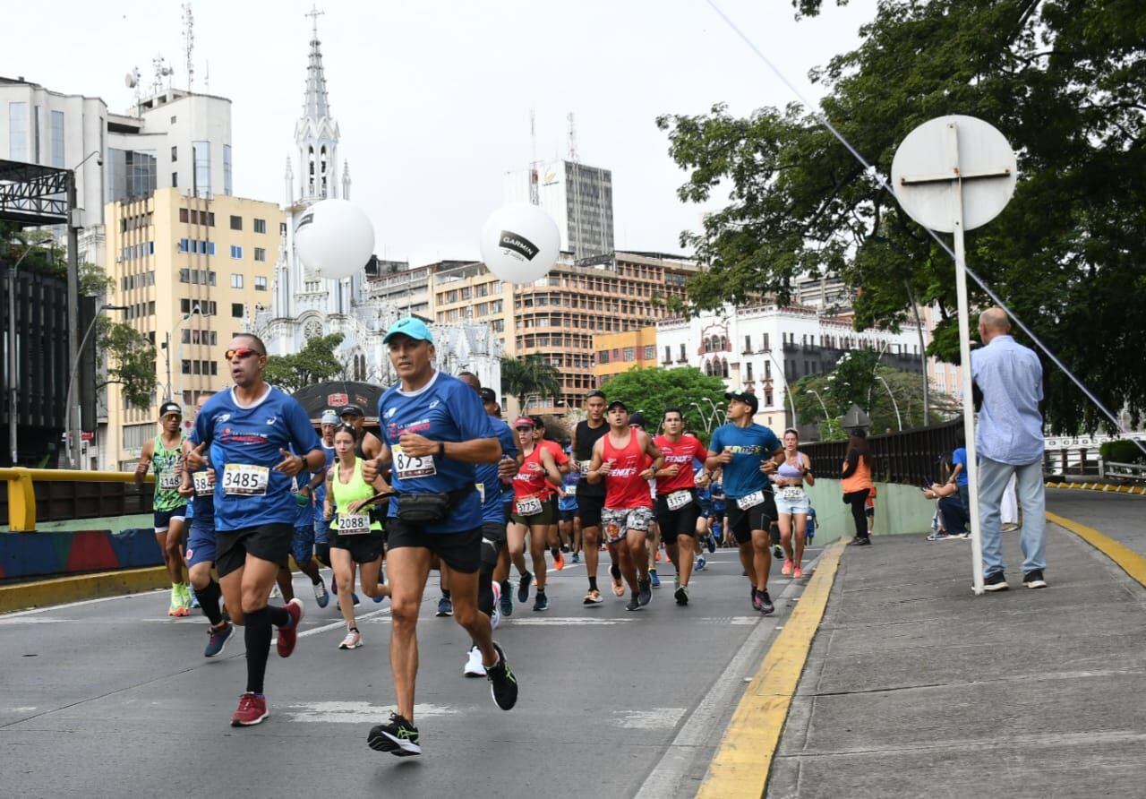 La carrera tuvo una distancia de 10 kilómetros y se corrió en la zona céntrica de la ciudad.