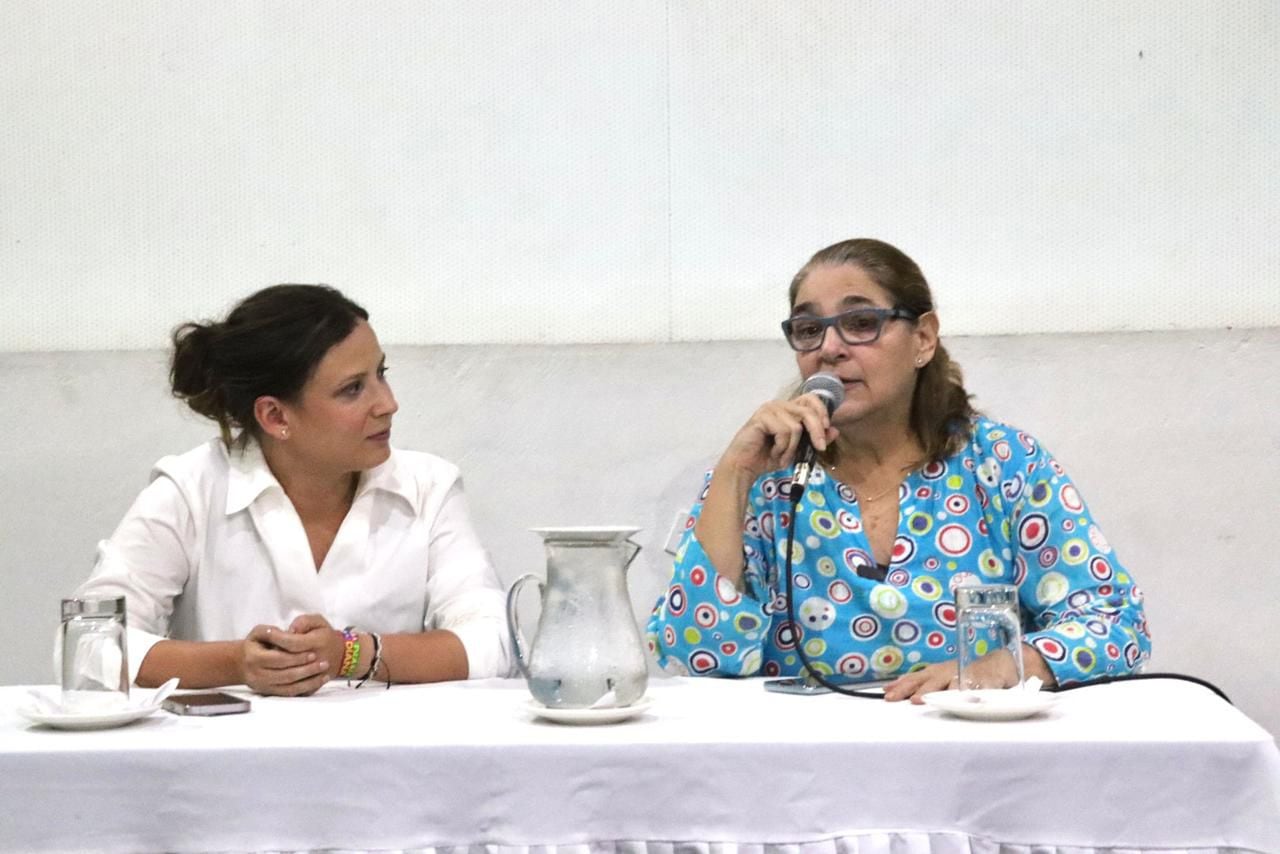 Exministra de Cultura se unió a la campaña de Diana Rojas.