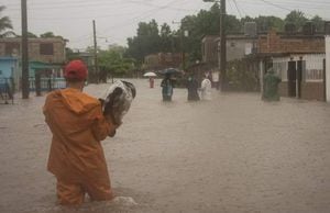 Debido a las lluvias se han generado millonarios daños en la infraestructura de Cuba.