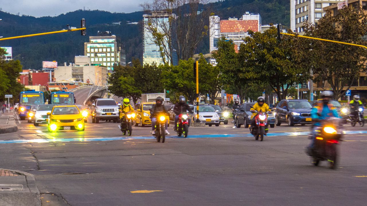 ¿Cuánto deberán pagar de peaje las motos en Colombia?