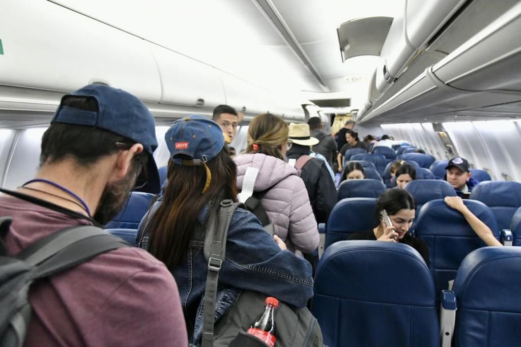 Arribó a Colombia el último vuelo humanitario desde Israel con 81 connacionales abordo.