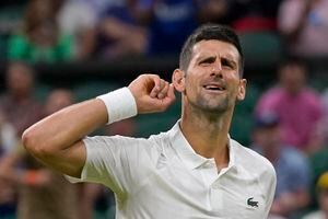 El serbio Novak Djokovic impuso nuevo récord y busca el pase a cuartos de final en Wimbledon.