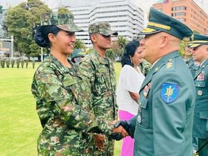 Yanira Vargas Lancheros siempre quiso ser una mujer militar y enaltecer la bandera tricolor. Hoy, a sus 47 años,  tiene a cuatro de sus hijos prestando su servicio militar en el Batallón de Infantería N.º 37 Guardia Presidencial.