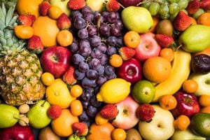 Algunas frutas como la manzana son determinantes para ayudar a controlar el azúcar en la sangre.