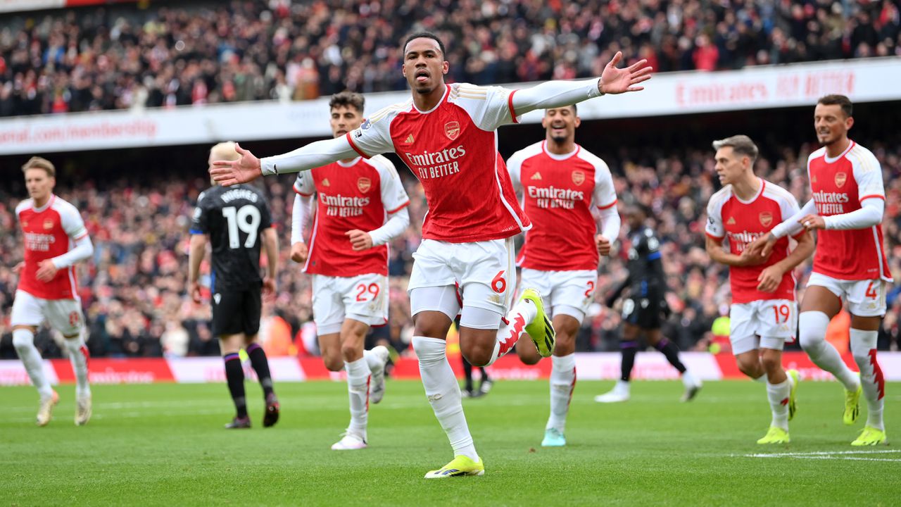 Arsenal celebrando uno de los tantos de la victoria ante el Crystal Palace.