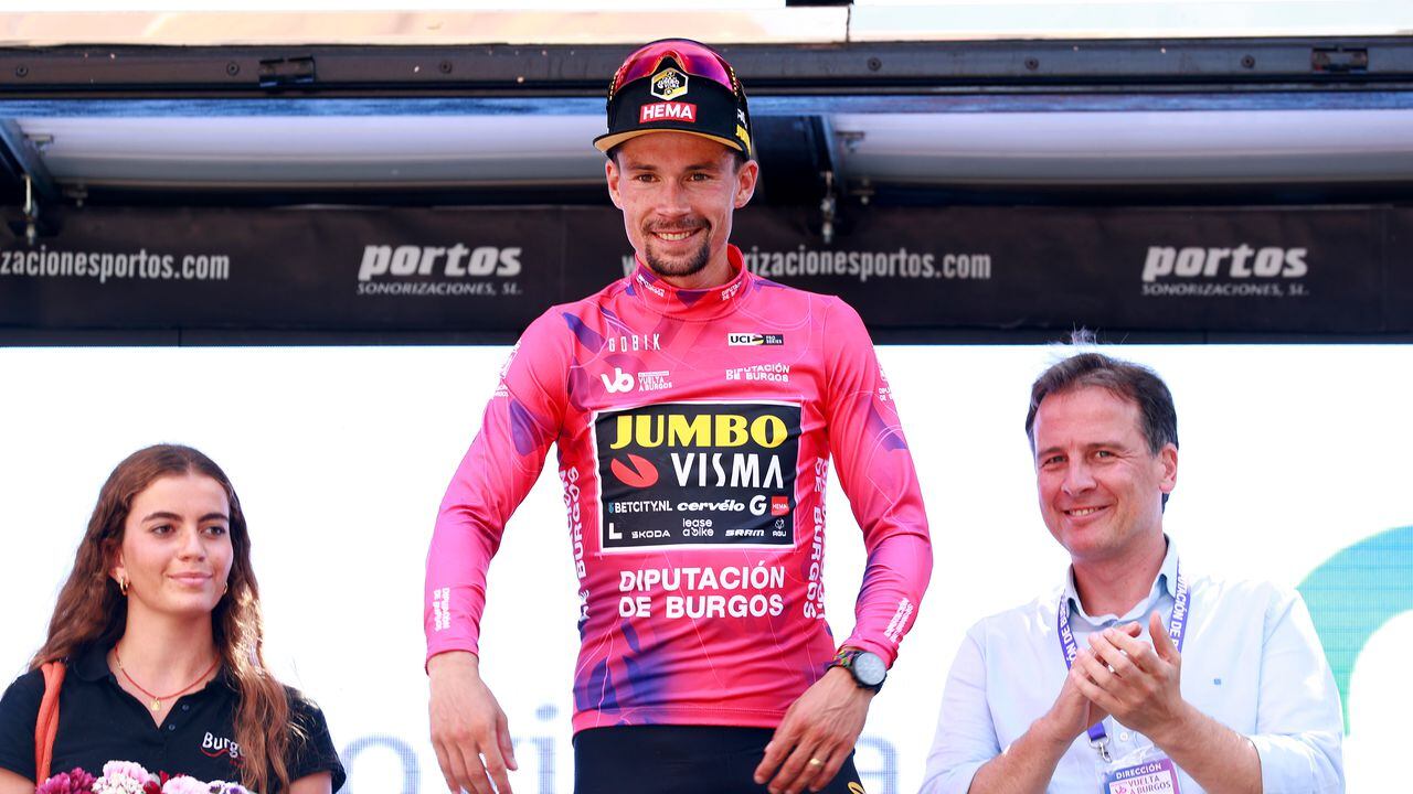 VILLARCAYO, SPAIN - AUGUST 17: Primož Roglic of Slovenia and Team Jumbo-Visma celebrates at podium as Purple Leader Jersey winner during the 45th Vuelta a Burgos 2023, Stage 3 a 183km stage from Sargentes de la Lora to Villarcayo on August 17, 2023 in Villarcayo, Spain. (Photo by Gonzalo Arroyo Moreno/Getty Images)