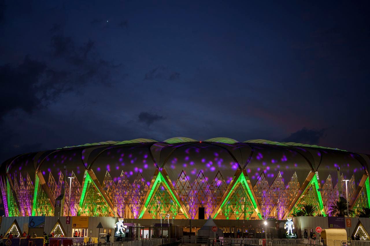 Una vista del estadio King Abdullah Sports City antes del partido de la Copa Mundial de Clubes de Fútbol entre Al-Ittihad y Auckland City en Jeddah, Arabia Saudita, el martes 12 de diciembre de 2023. (Foto AP/Manu Fernández)