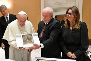 El presidente de Brasil, Luiz Inácio Lula da Silva, se reunió este miércoles en el Vaticano con el papa Francisco.