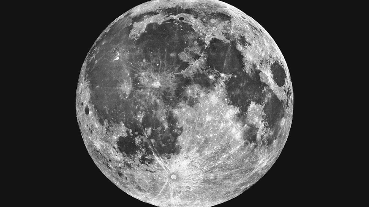 Al igual que la Tierra, la Luna posee un núcleo interno sólido.