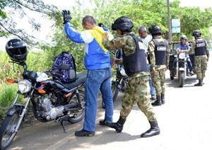 200 miembros de la Policía Militar, PM, adelantan requisas y puestos de control en zonas urbanas y rurales de Jamundí, por orden Municipal.
