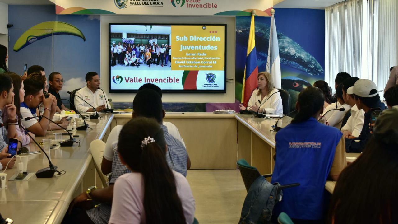 Instalado Consejo de Juventud por Clara Luz Roldán, gobernadora del Valle.