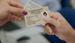 Las licencias de conducción que no tendrán vigencia pronto en Colombia son de categorías A1, A2, B1, C1 y C2.
