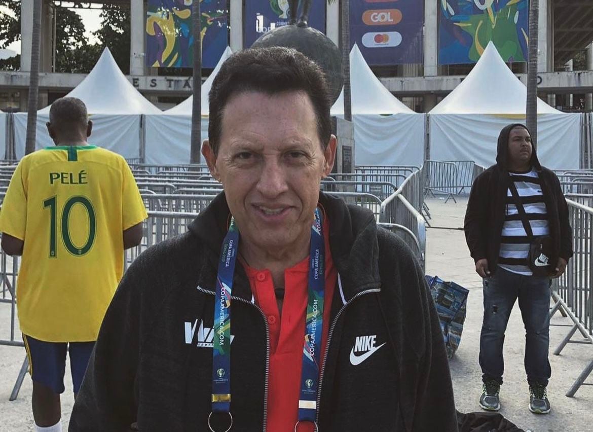 Óscar Rentería, periodista deportivo colombiano.
