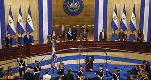 El presidente salvadoreño no ha encontrado oposición fuerte en su país y su favorabilidad supera el 92 por ciento.