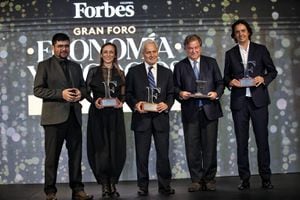 Recibe el premio a la Excelencia Empresarial 2023 que otorga la revista Forbes