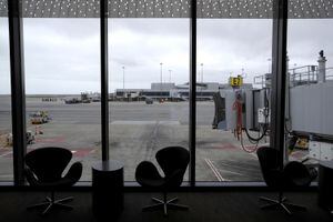 Vista del Aeropuerto Internacional de San Francisco, vacío, durante emergencia por coronavirus en Estados Unidos.