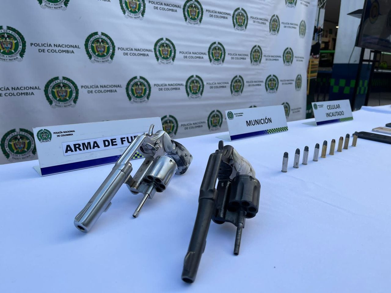 Armas incautadas por la Policía de los presuntos responsables de los atentados en Jamundí.