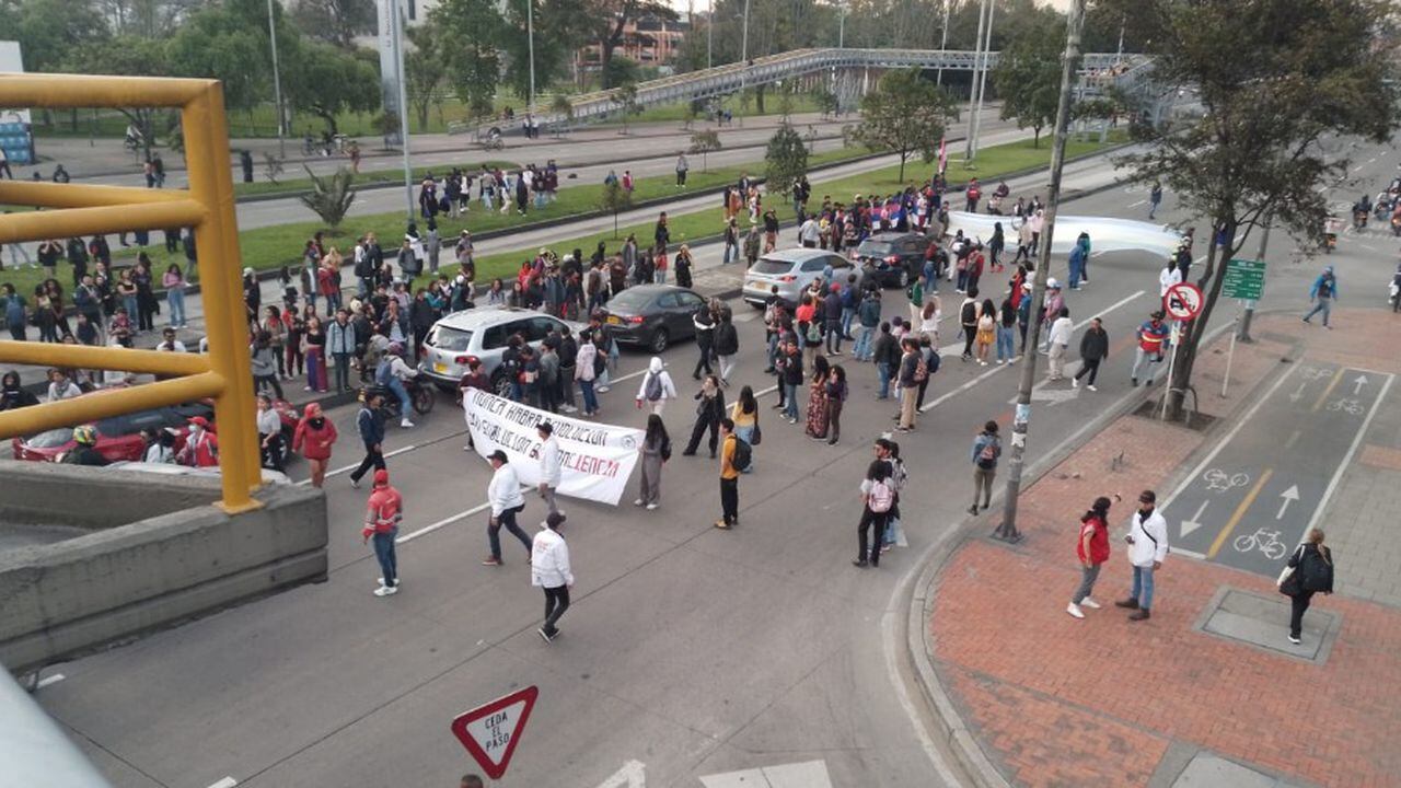 Equipos de Diálogo y de Convivencia acompañaron la manifestación realizada en inmediaciones de la Universidad Nacional, en la cual se ubican estudiantes y personas de la Comunidad Misak.