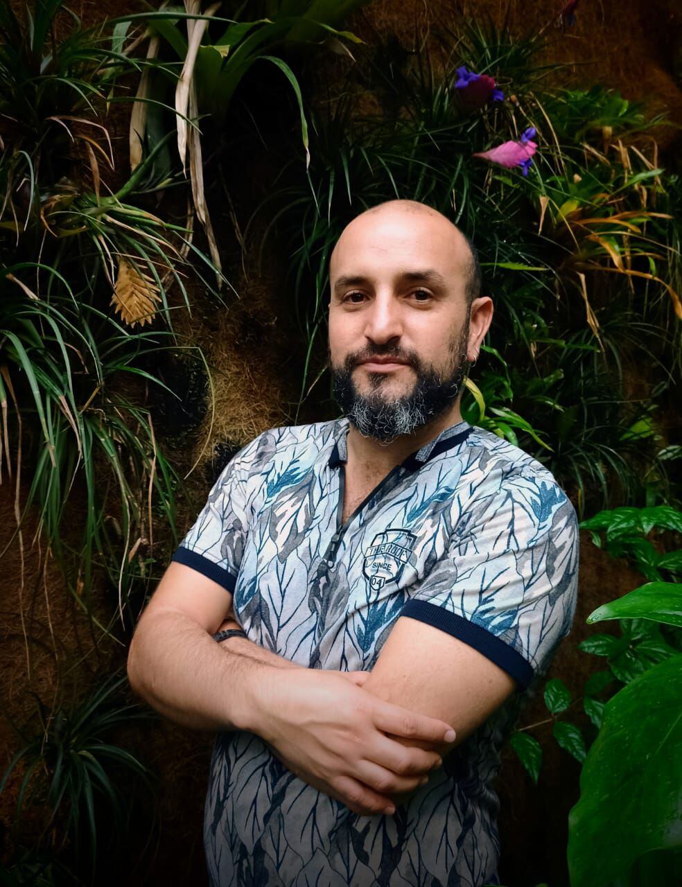 Carlos Alberto   Hernández, científico colombiano, participa en ‘Bichos: una verdadera aventura en miniatura’.