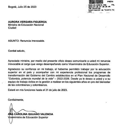 Esta es la carta de renuncia que Ana Carolina Quijano le presetó a la ministra de Educación, Aurora Vergara. Foto: Tomada de redes sociales.