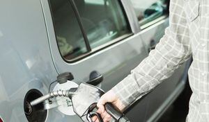 El precio de los combustibles sigue afectando el bolsillo de los ciudadanos