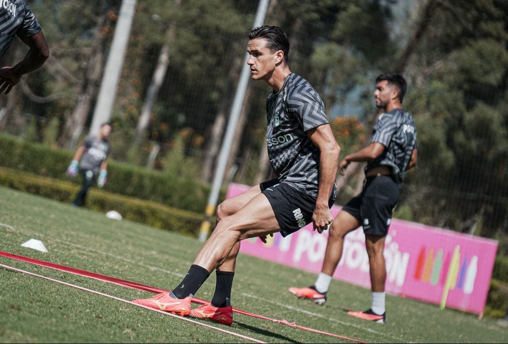 Bernardo Espinosa se ha sentido cómodo en el fútbol colombiano, a pesar del poco tiempo que lleva con Nacional.