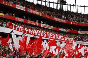 Hinchada del Arsenal acompañando a su equipo en el partido ante Tottenham por la Premier League 2023-2024
