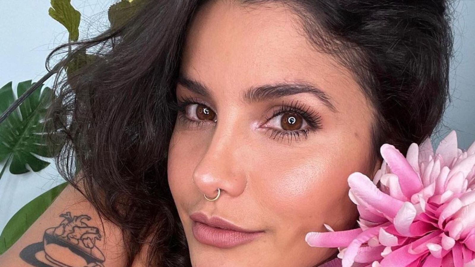 Martina La Peligrosa thú nhận trong nước mắt nghệ danh của cô bắt nguồn từ đâu - El País