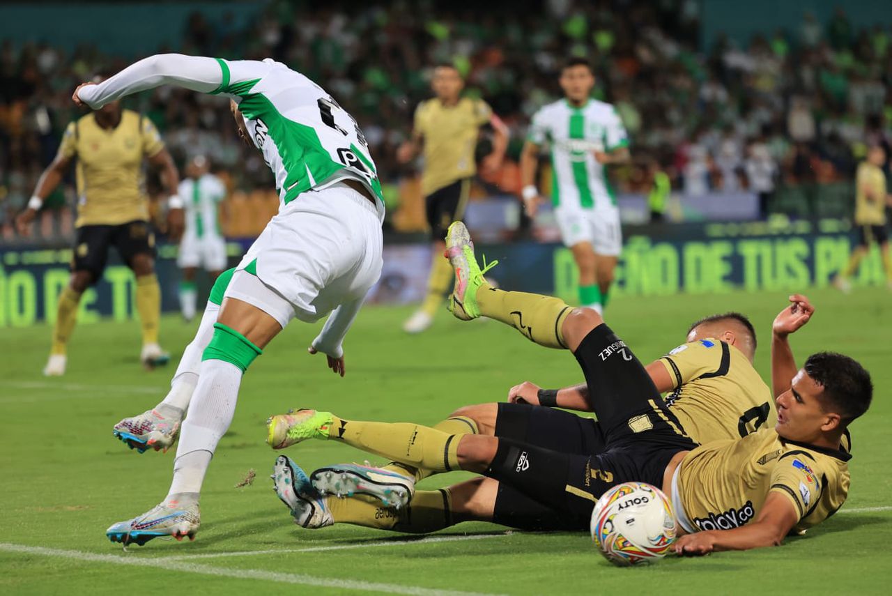 Atlético Nacional derrotó a Águilas Doradas por la tercera fecha de los cuadrangulares semifinales de la Liga colombiana.
