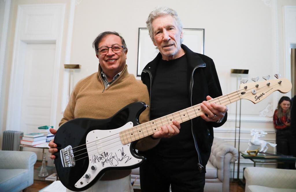 Presidente Gustavo Petro y el cantante Roger Waters